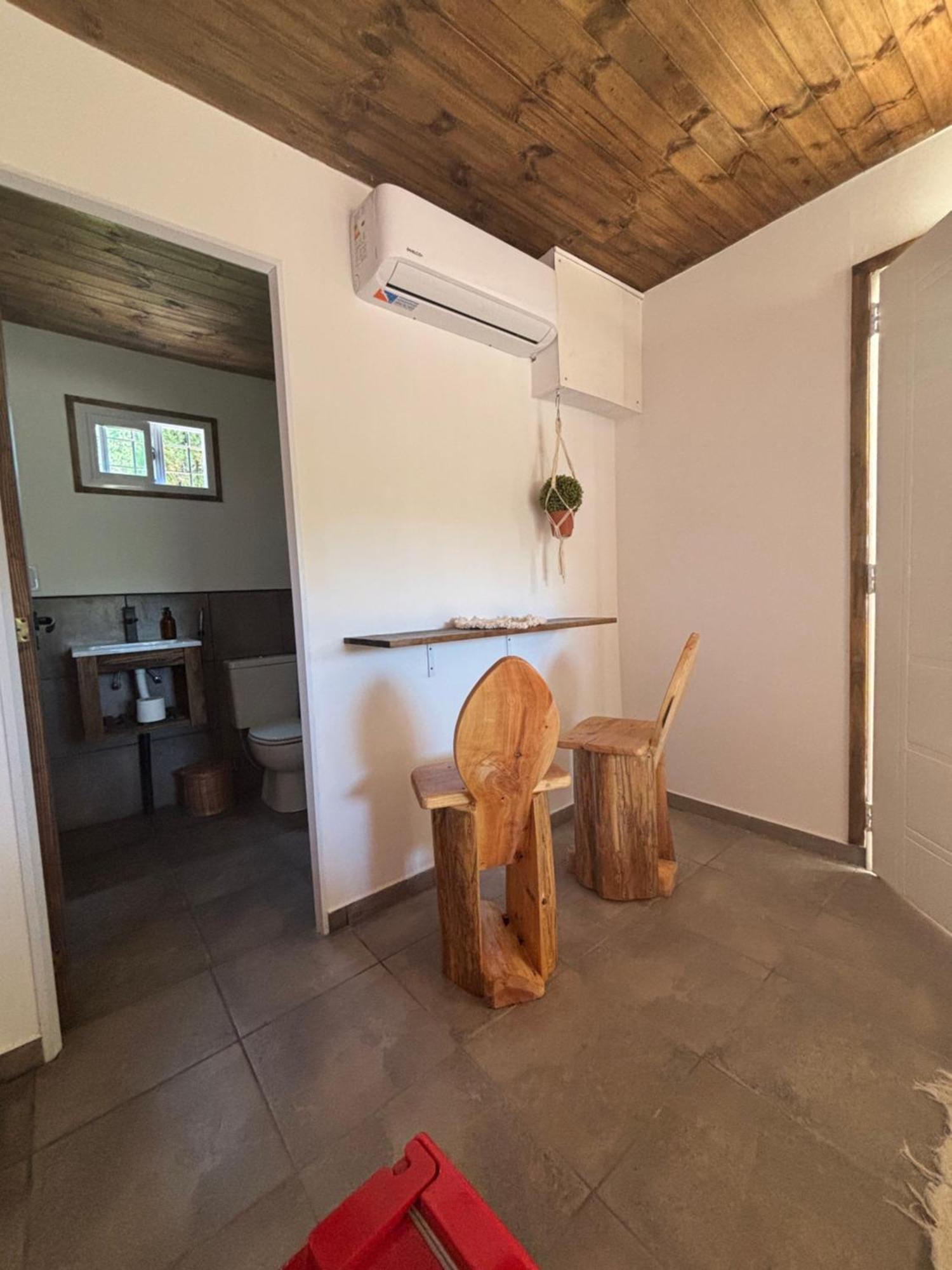 In Da House Bed & Breakfast Molinari Bagian luar foto