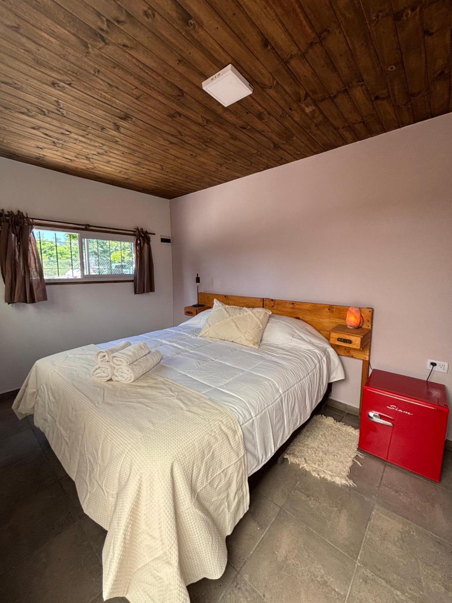 In Da House Bed & Breakfast Molinari Bagian luar foto