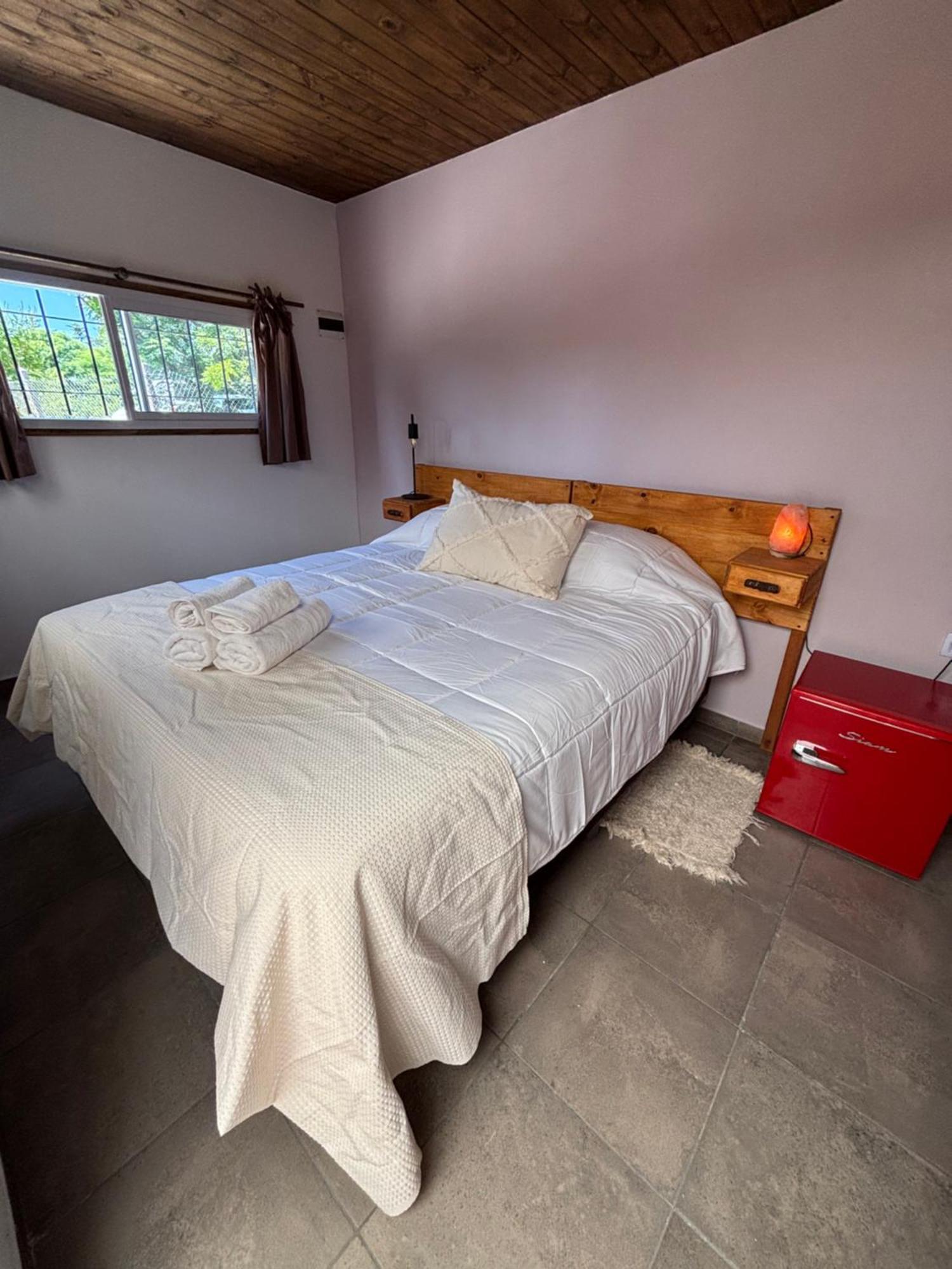 In Da House Bed & Breakfast Molinari Bagian luar foto